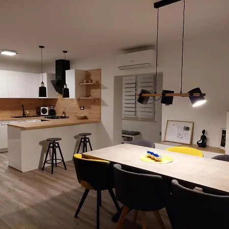 Apartment Vela Grota *