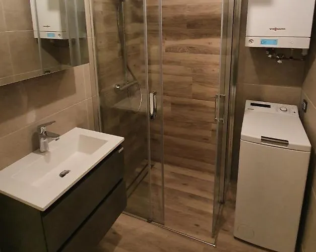 Vela Grota * Ριέκα