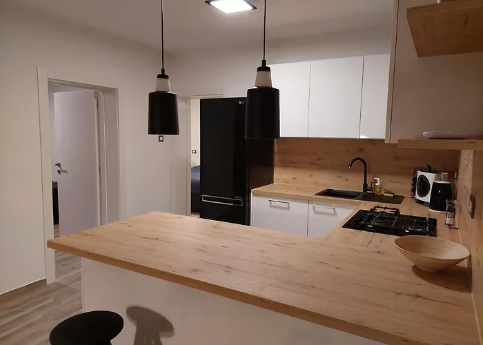 Apartment Vela Grota *